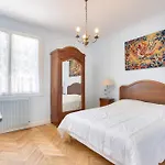 Maison Avec Jardin A 1km De La Du Mauret 度假居 *